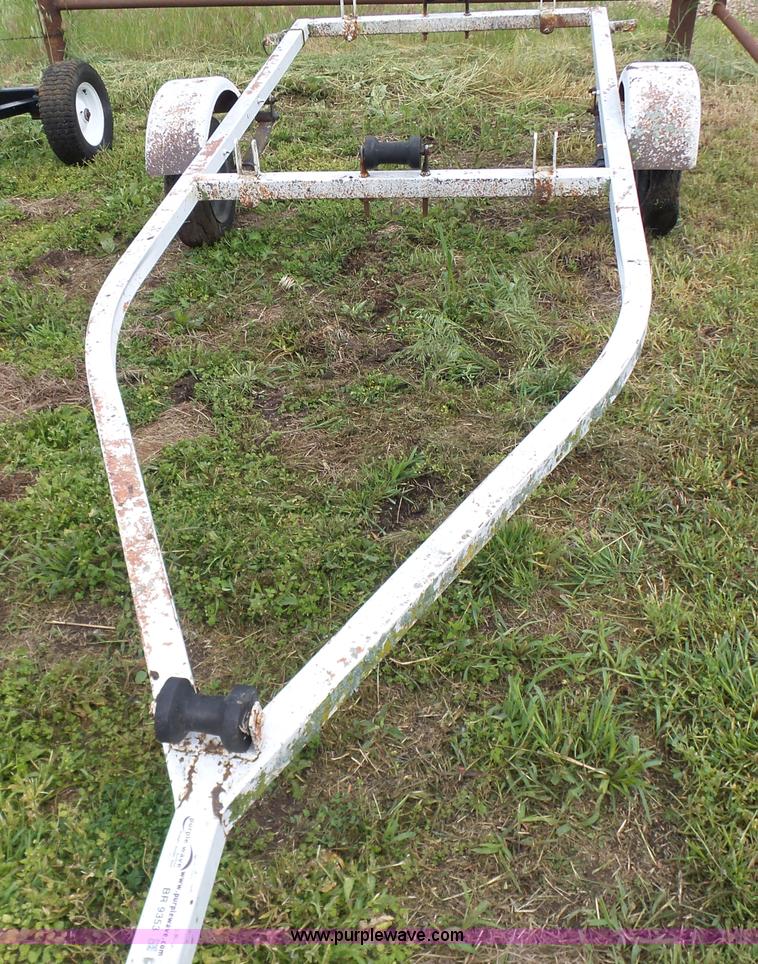 image for item BR9353 Boat trailer