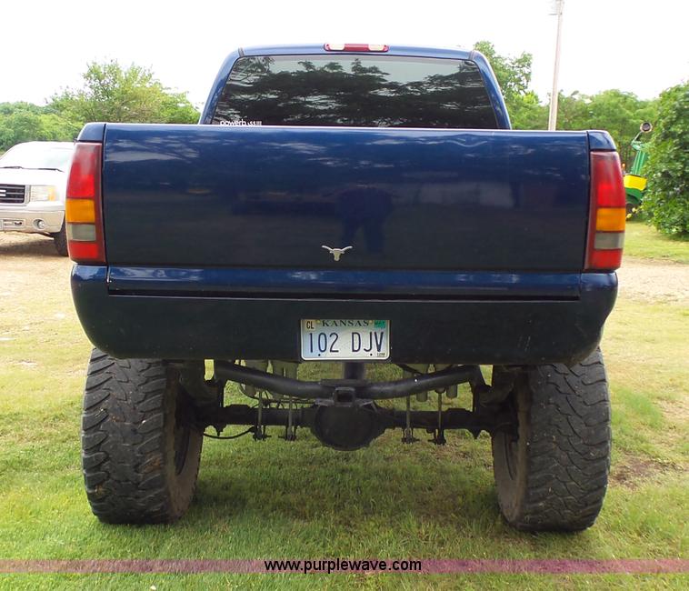 image for item BR9354 2002 Chevrolet Silverado 1500 Ext. Cab pickup truck