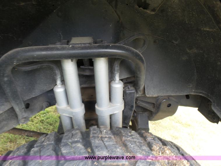 image for item BR9354 2002 Chevrolet Silverado 1500 Ext. Cab pickup truck