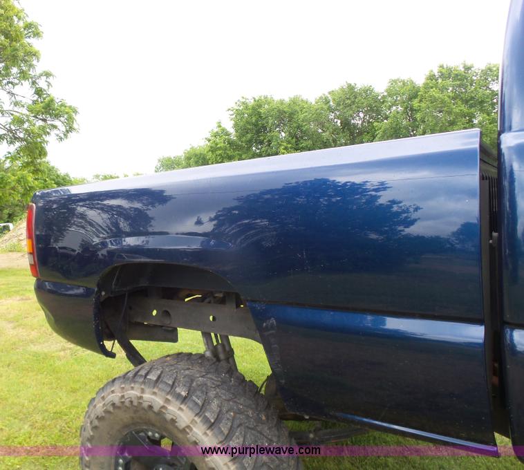 image for item BR9354 2002 Chevrolet Silverado 1500 Ext. Cab pickup truck