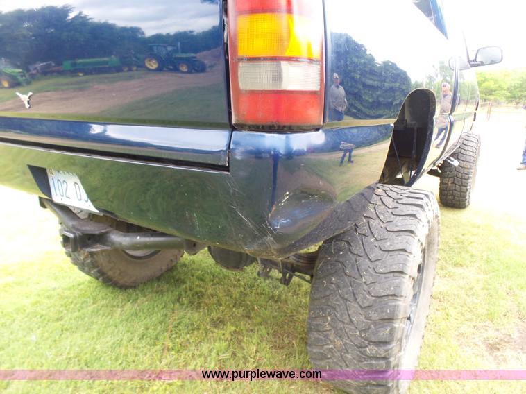 image for item BR9354 2002 Chevrolet Silverado 1500 Ext. Cab pickup truck