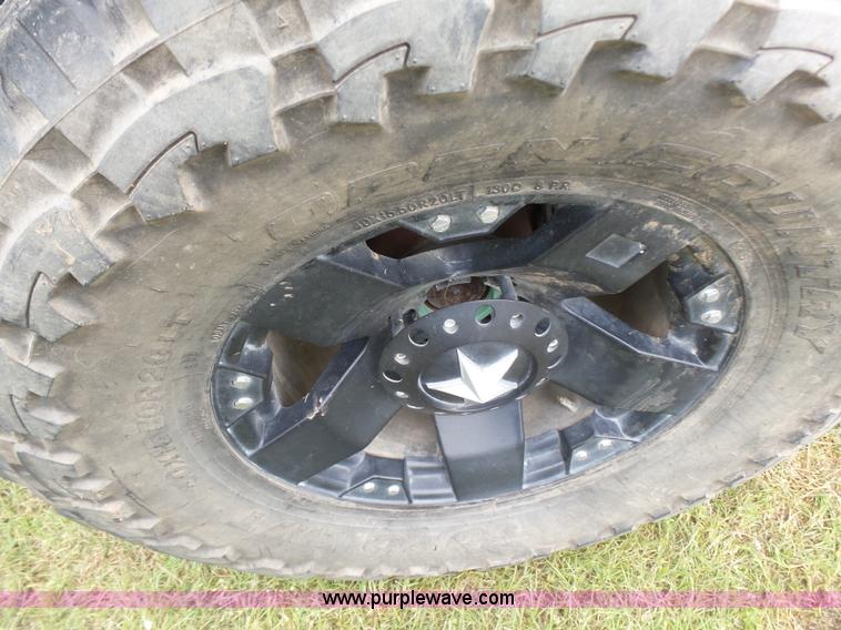 image for item BR9354 2002 Chevrolet Silverado 1500 Ext. Cab pickup truck