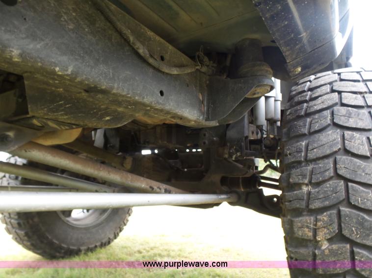 image for item BR9354 2002 Chevrolet Silverado 1500 Ext. Cab pickup truck