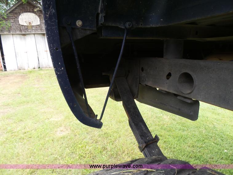 image for item BR9354 2002 Chevrolet Silverado 1500 Ext. Cab pickup truck