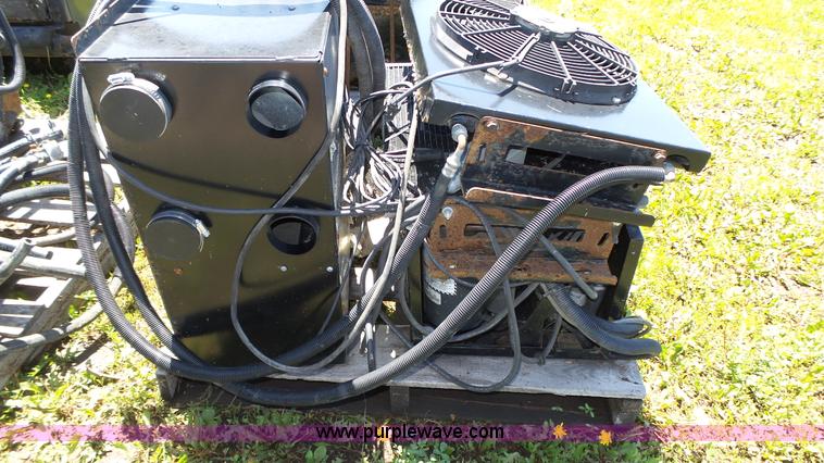 image for item BX9076 Pro Heat auxiliary power unit