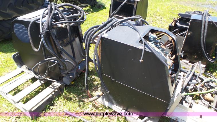 image for item BX9077 (2) auxiliary power units