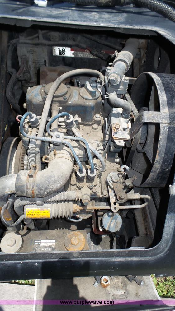 image for item BX9077 (2) auxiliary power units