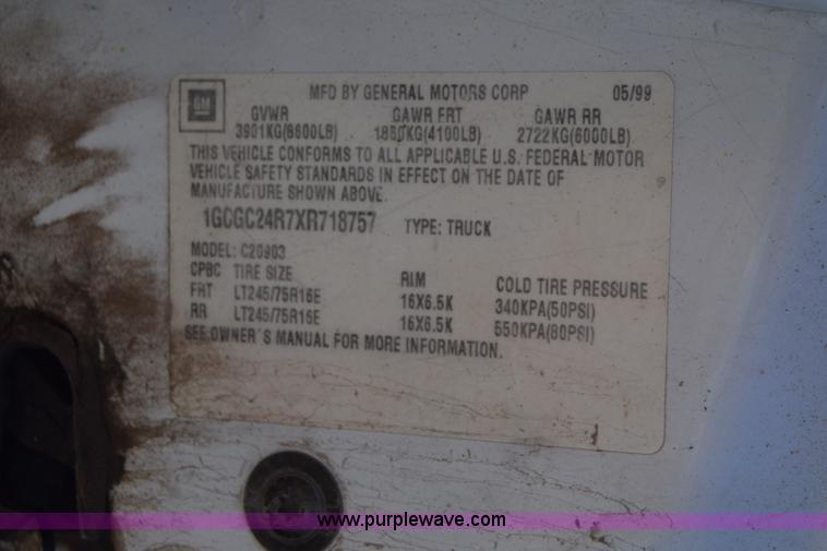 image for item BX9747 1999 Chevrolet 2500 utility truck