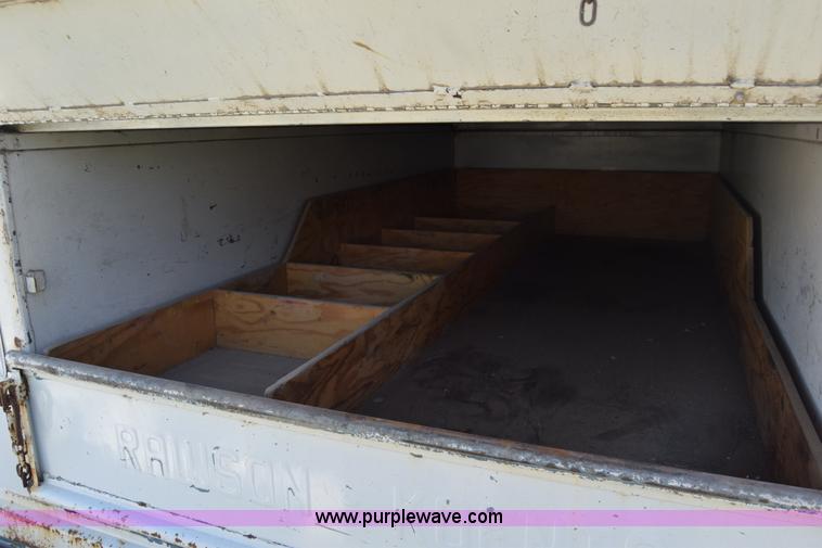 image for item BX9747 1999 Chevrolet 2500 utility truck