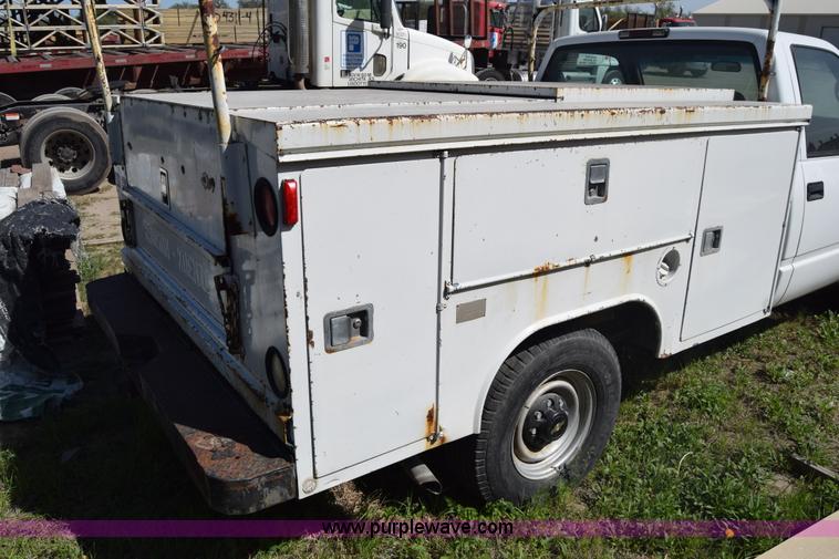 image for item BX9747 1999 Chevrolet 2500 utility truck