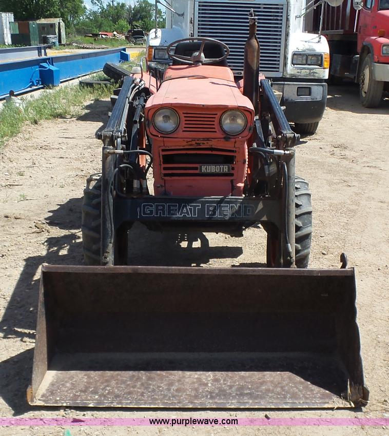 image for item BY9257 Kubota L1500DT tractor