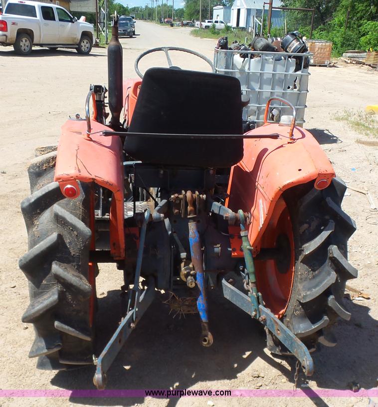 image for item BY9257 Kubota L1500DT tractor