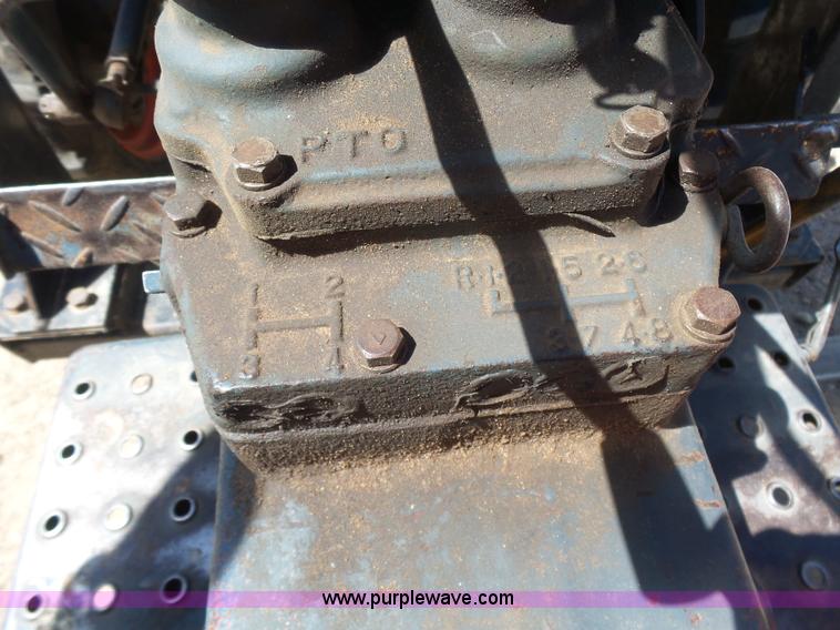 image for item BY9257 Kubota L1500DT tractor