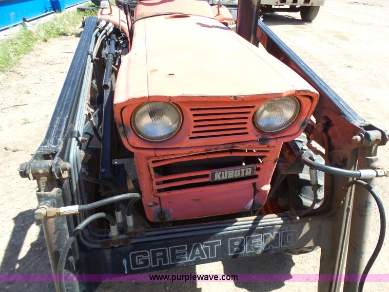 image for item BY9257 Kubota L1500DT tractor