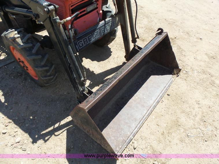 image for item BY9257 Kubota L1500DT tractor