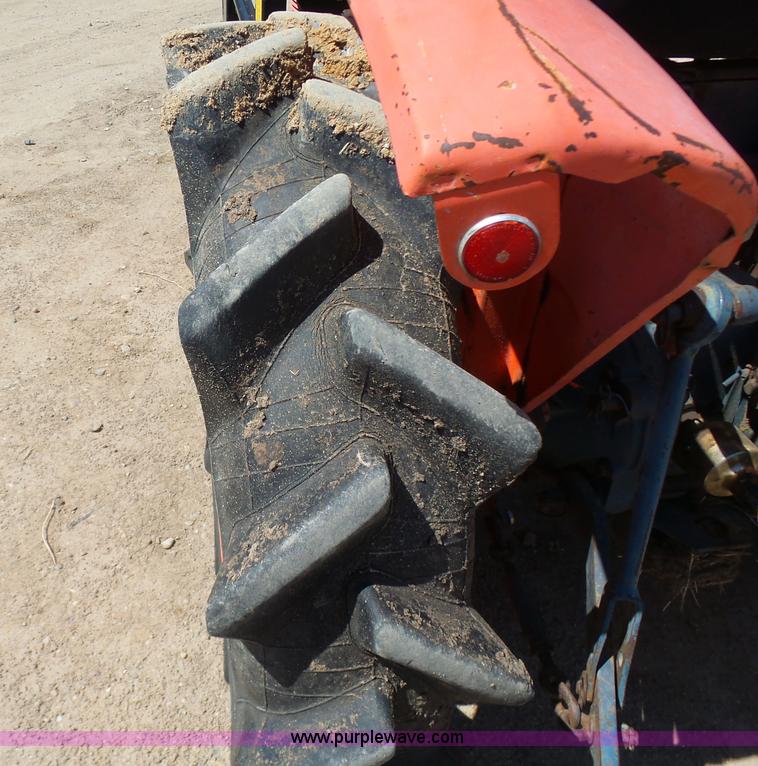 image for item BY9257 Kubota L1500DT tractor