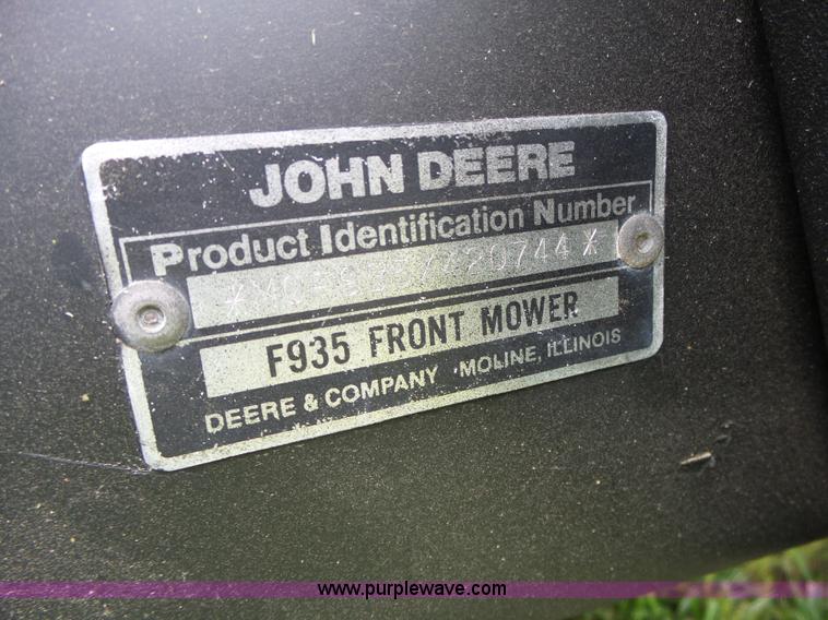 image for item BZ9554 John Deere F935 lawn mower