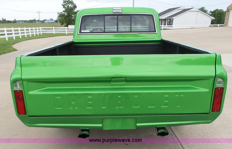 image for item BZ9555 1972 Chevrolet C10 pickup truck