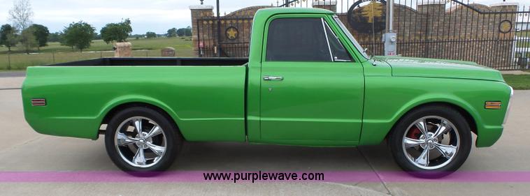 image for item BZ9555 1972 Chevrolet C10 pickup truck