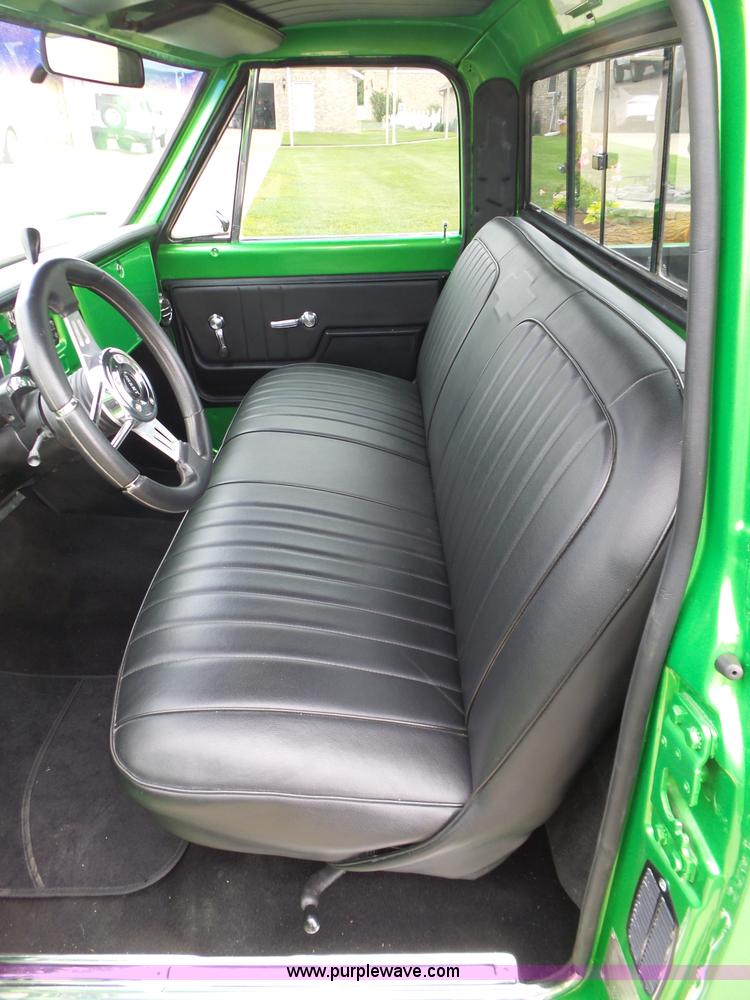 image for item BZ9555 1972 Chevrolet C10 pickup truck