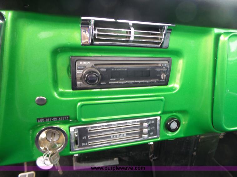 image for item BZ9555 1972 Chevrolet C10 pickup truck