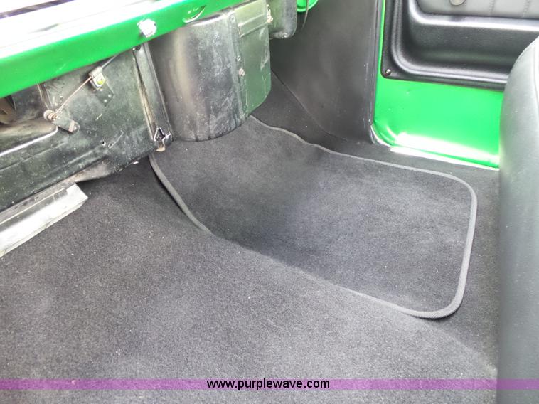 image for item BZ9555 1972 Chevrolet C10 pickup truck