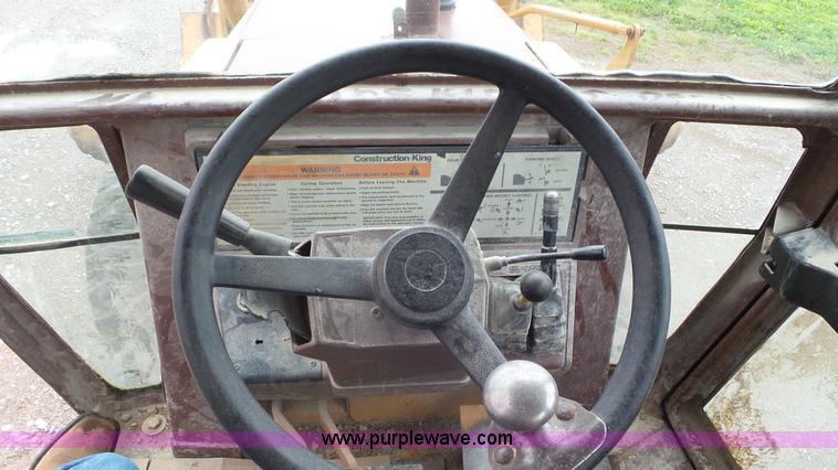 image for item CD9942 1994 Case 580 Super K backhoe