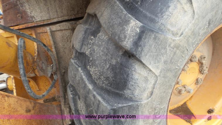 image for item CD9942 1994 Case 580 Super K backhoe