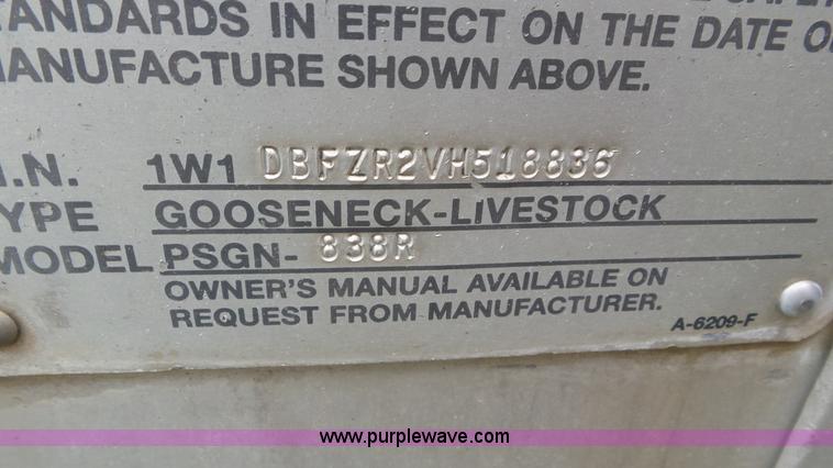 image for item CD9943 1997 Wilson P5GN838R livestock trailer