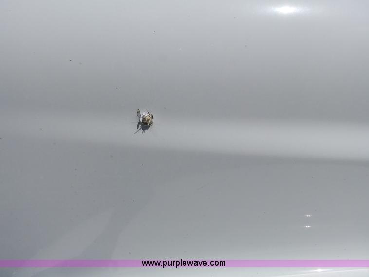 image for item J4098 2007 Peterbilt 386 semi truck