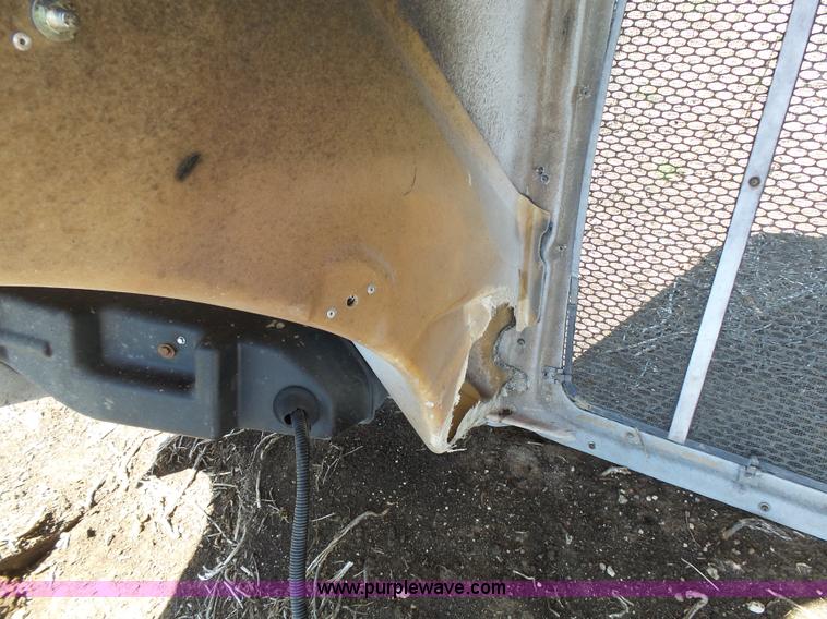 image for item J4098 2007 Peterbilt 386 semi truck