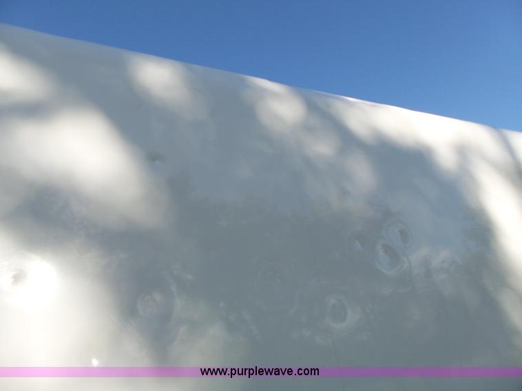 image for item J4113 2010 Sharp enclosed cargo trailer