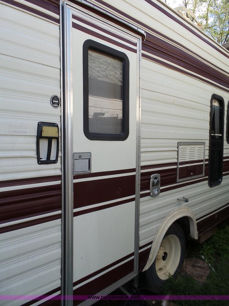 1979 Dodge Brougham Coach Sportsman camper in Norton, KS Item J4114