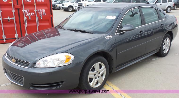 image for item J4194 2011 Chevrolet Impala LS
