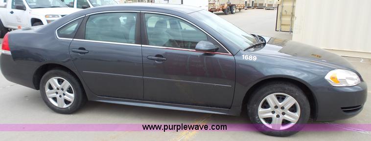 image for item J4194 2011 Chevrolet Impala LS