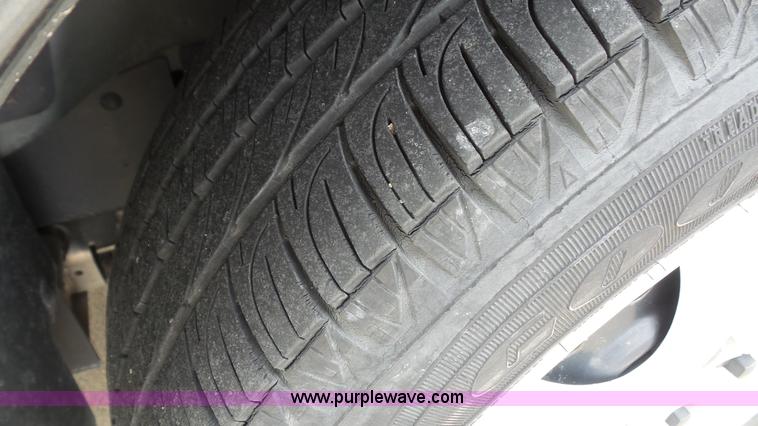 image for item J4194 2011 Chevrolet Impala LS