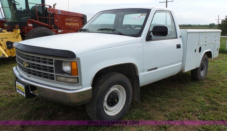 image for item J4934 1992 Chevrolet Cheyenne 2500 utility truck