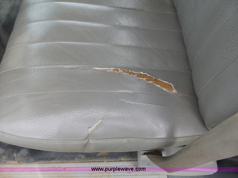 image for item J4934 1992 Chevrolet Cheyenne 2500 utility truck