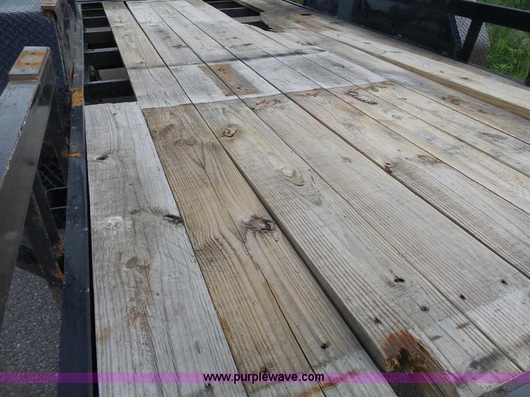 image for item J4936 2014 Lamar equipment trailer