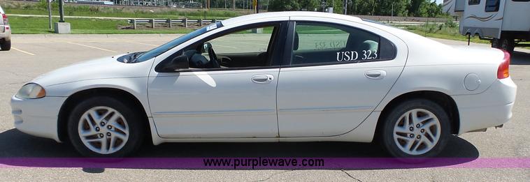 image for item J4937 2002 Dodge Intrepid SE