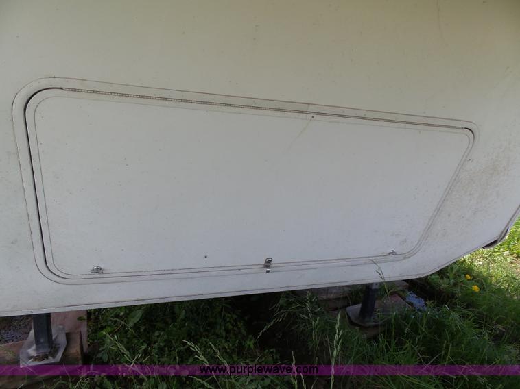 image for item J4949 2004 Cedar Creek camper