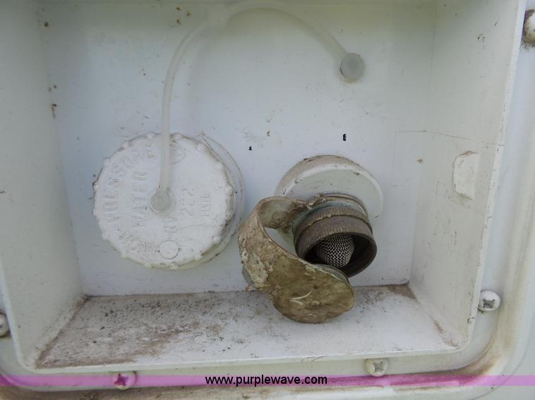 image for item J4949 2004 Cedar Creek camper