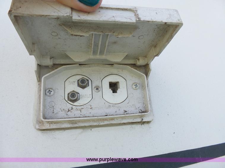 image for item J4949 2004 Cedar Creek camper