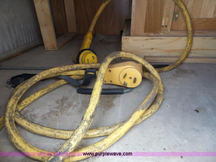 image for item J4949 2004 Cedar Creek camper