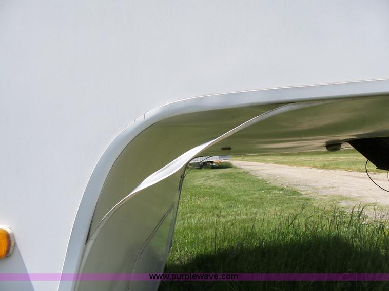 image for item J4949 2004 Cedar Creek camper