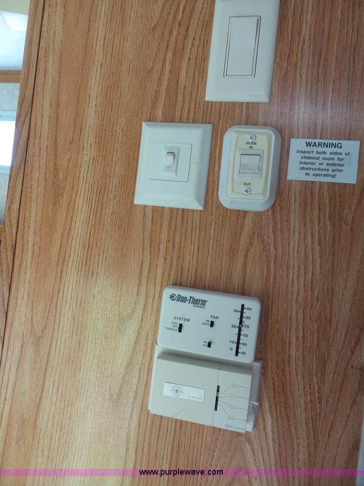 image for item J4949 2004 Cedar Creek camper