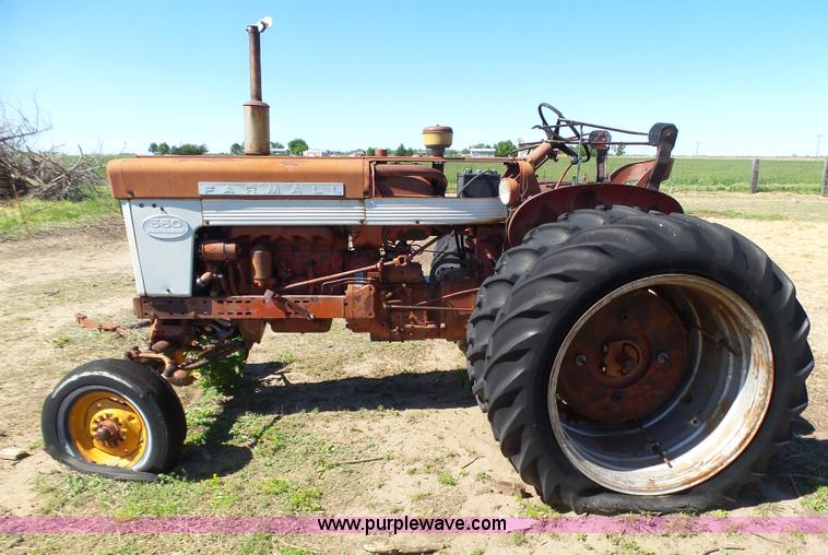 image for item J6108 International 560 tractor