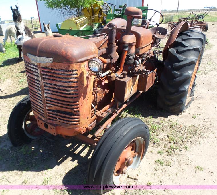 image for item J6109 International WD tractor