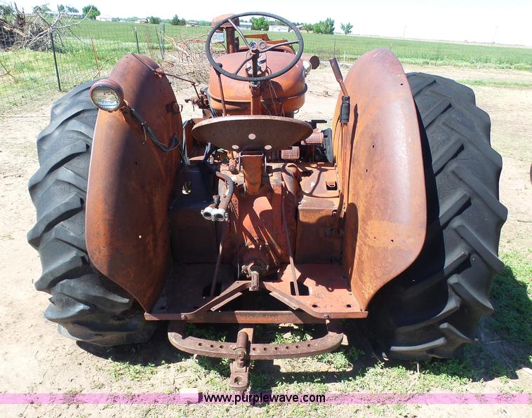 image for item J6109 International WD tractor