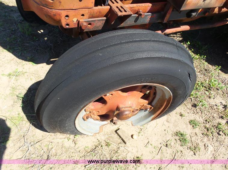 image for item J6109 International WD tractor